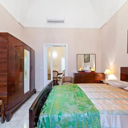 Apartment La Dimora Del Cavaliere Di Squinzano